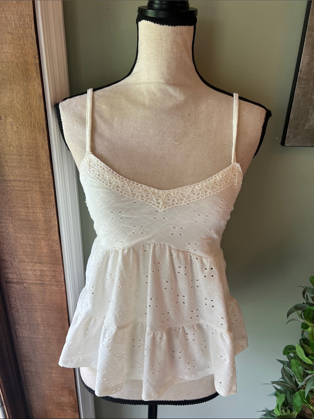 Pink Rose White Eyelet Lace-Trim Camisole